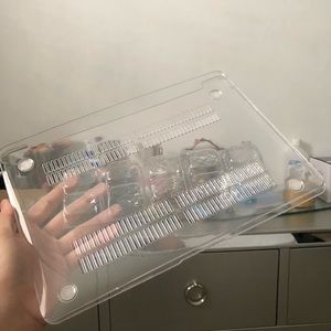 BRAND NEW Macbook air 2018 clear crystal case